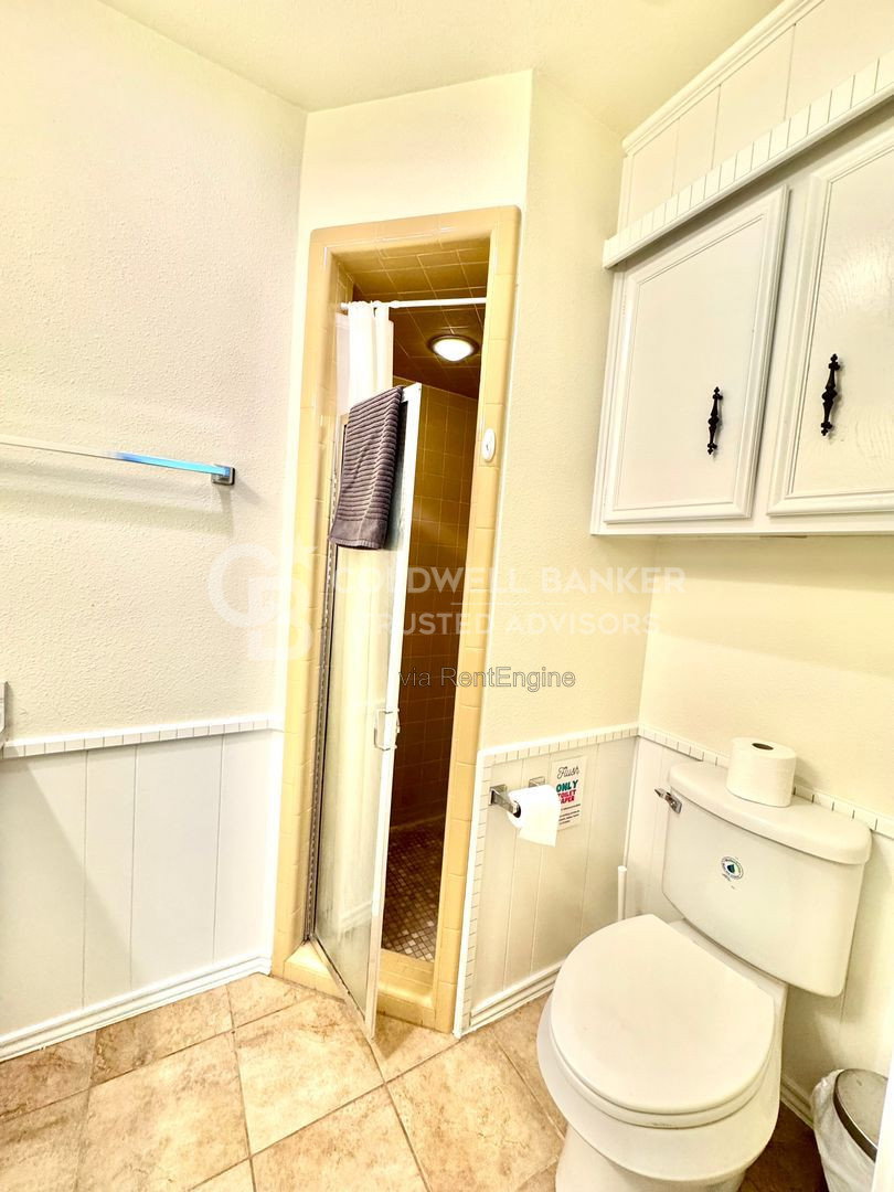 Gallery Image 16