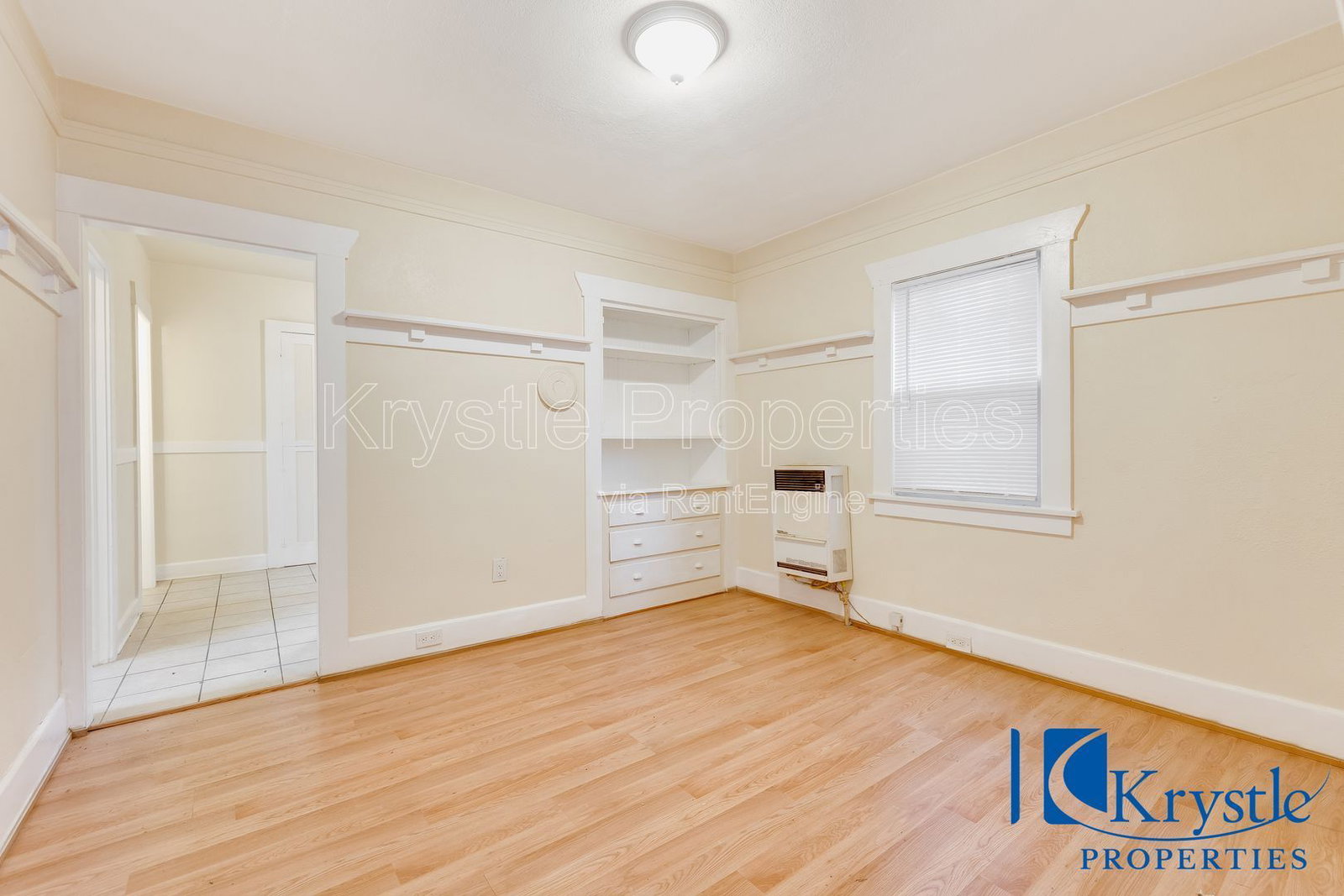 Gallery Image 0