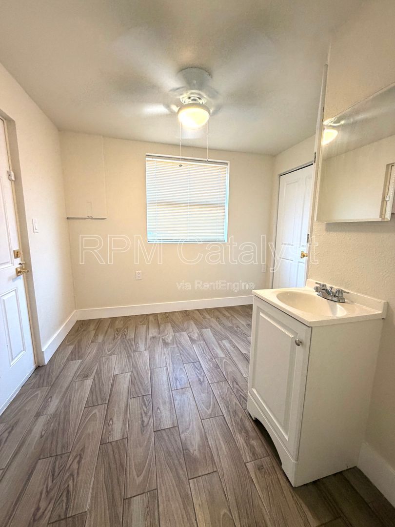 Gallery Image 8