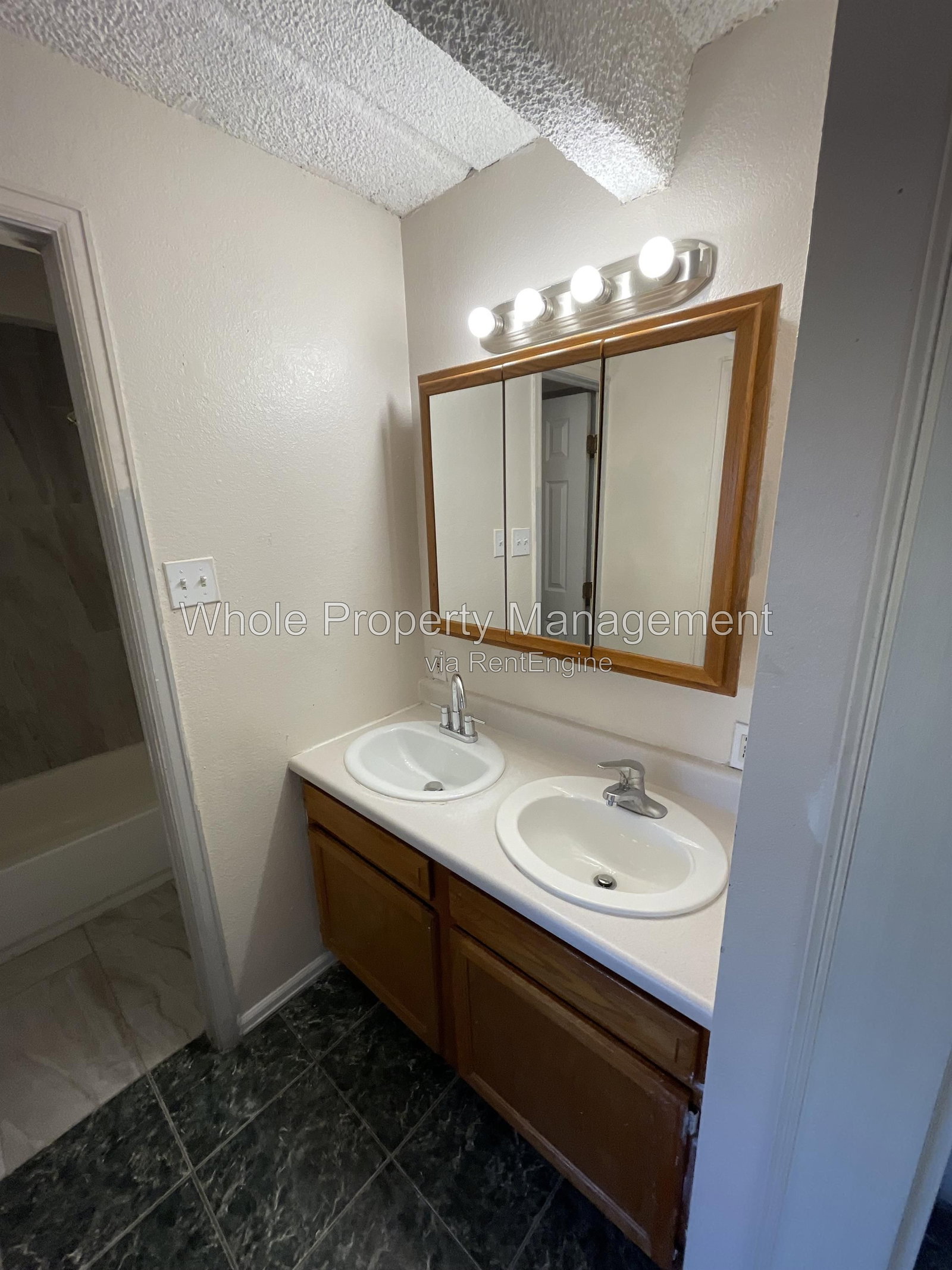 Gallery Image 16
