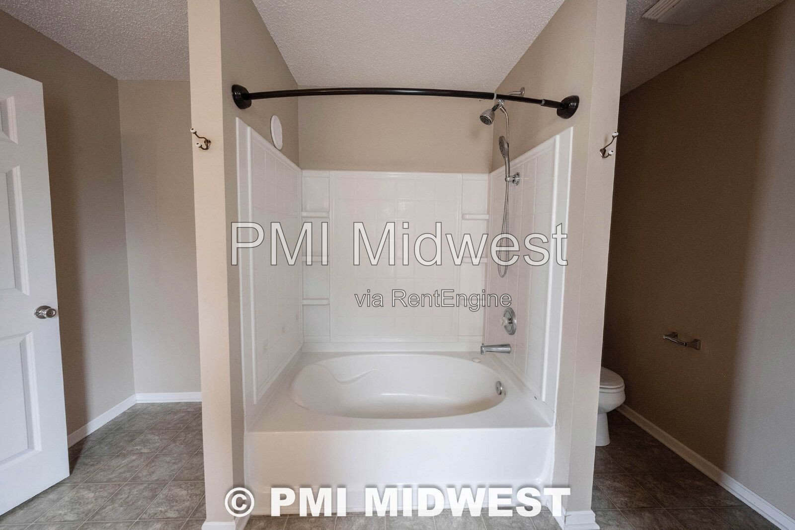 Gallery Image 38