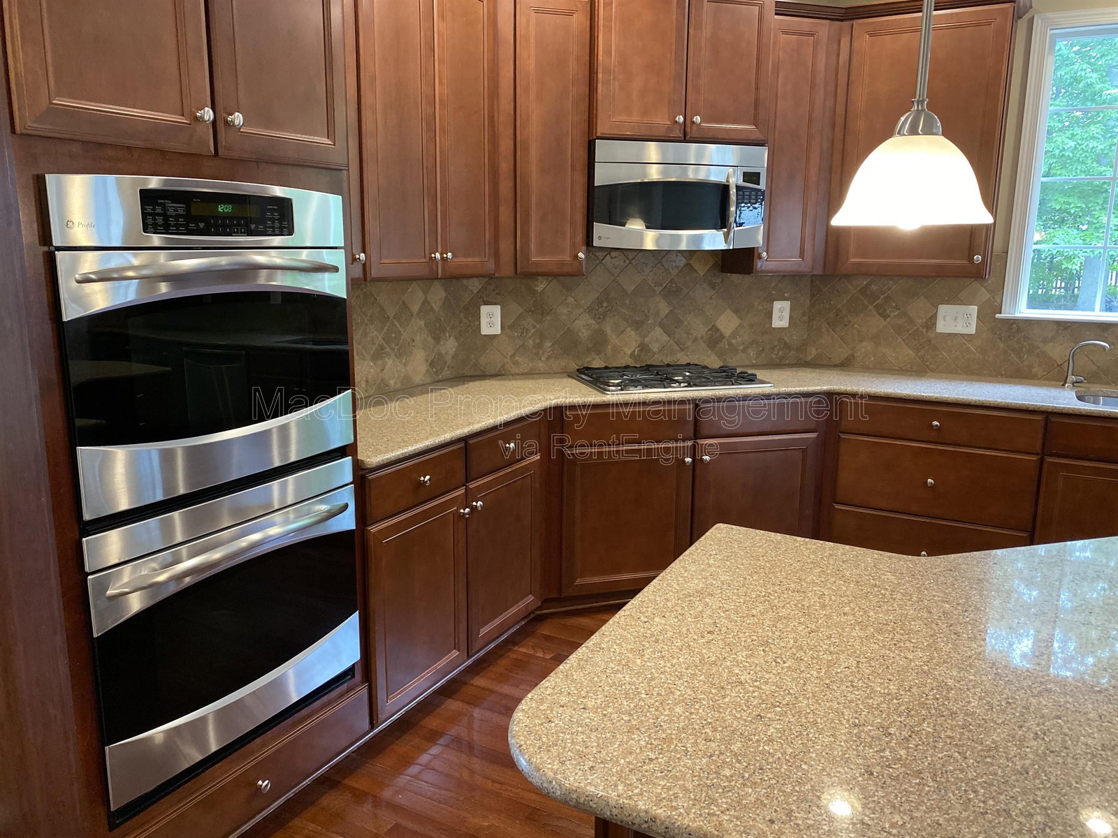 Gallery Image 15