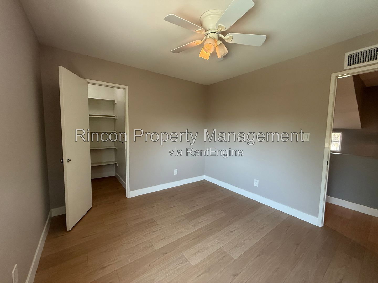 Gallery Image 31