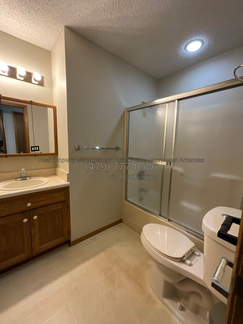 Gallery Image 0
