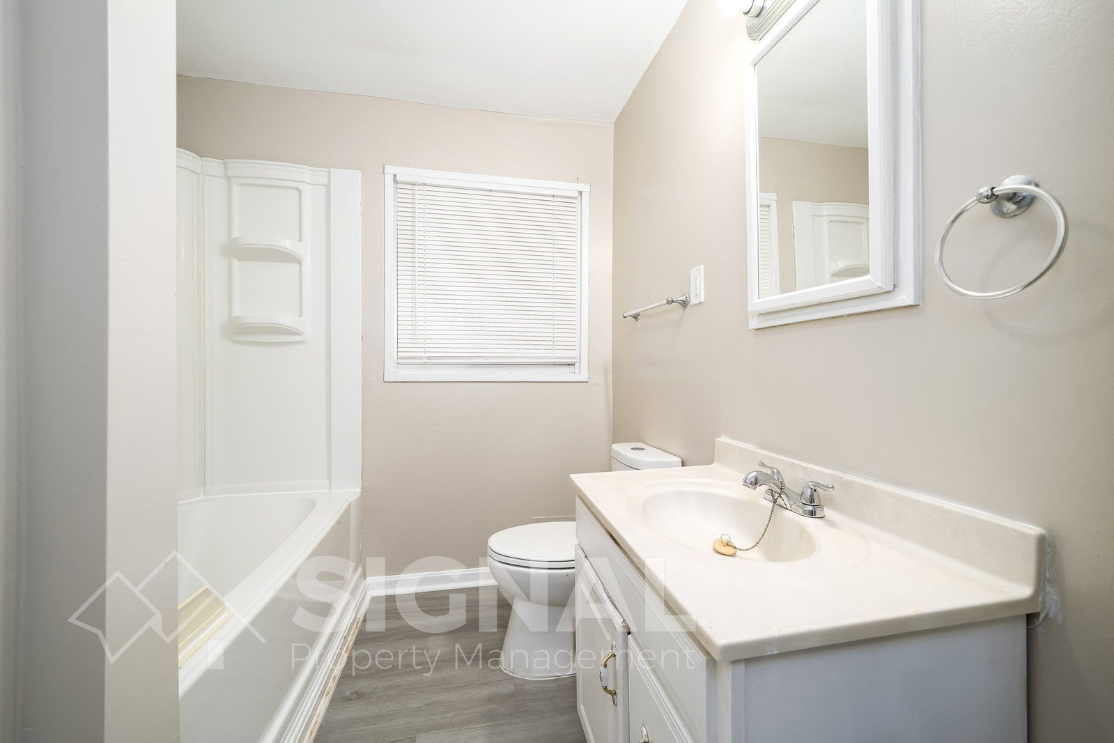 Gallery Image 17