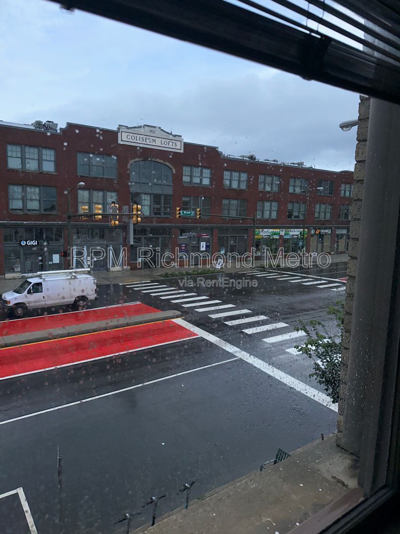 Gallery Image 15
