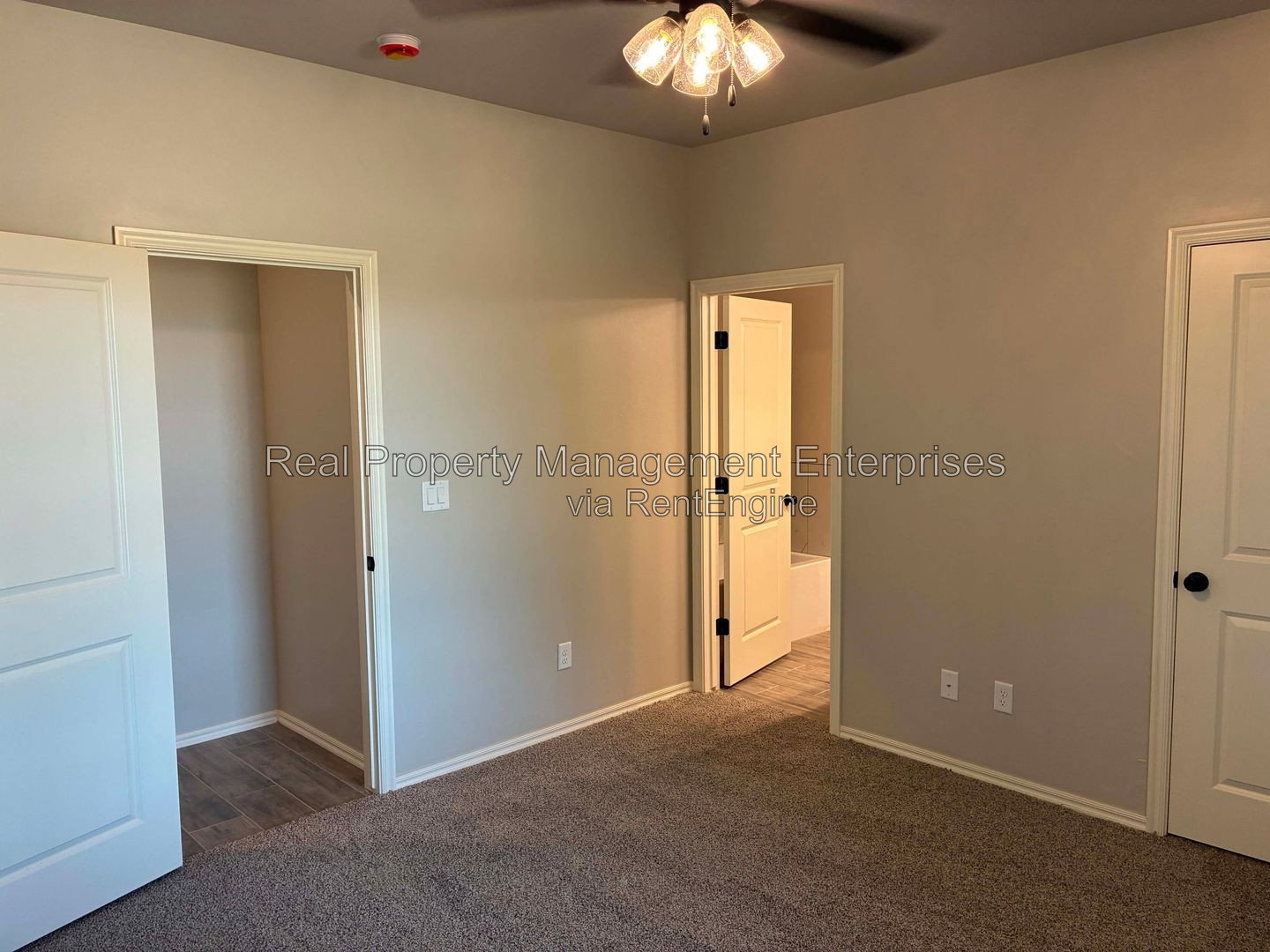 Gallery Image 15