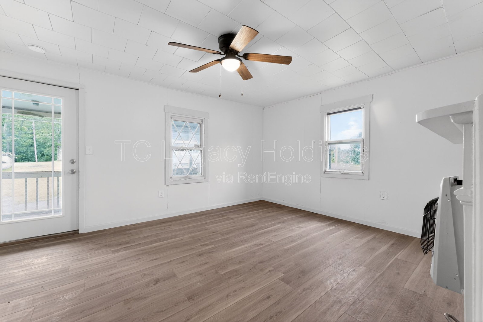 Gallery Image 13