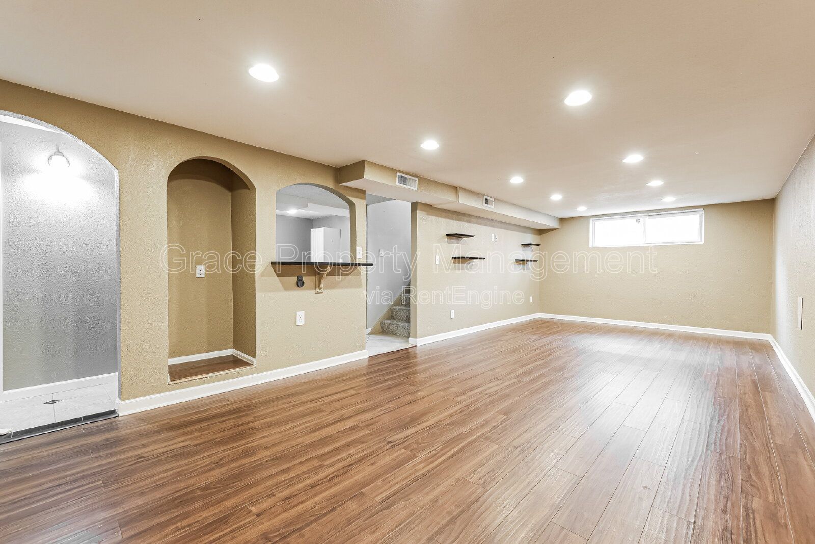 Gallery Image 13