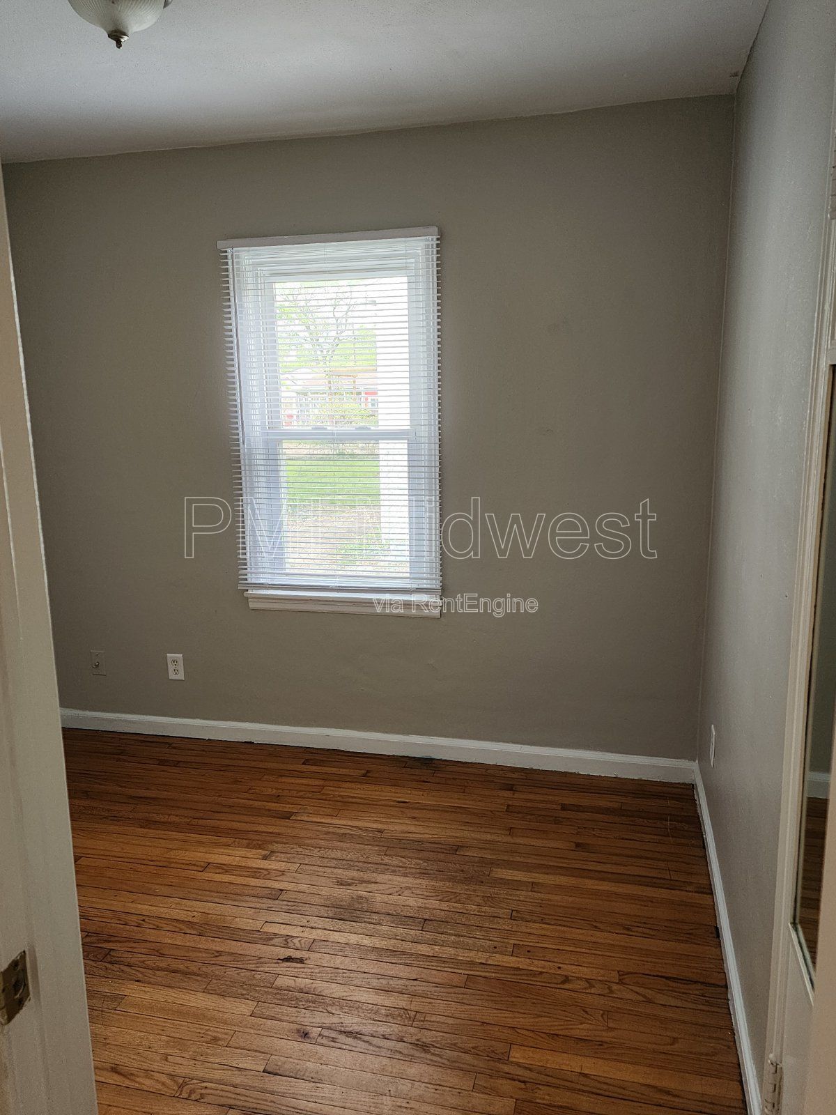 Gallery Image 18