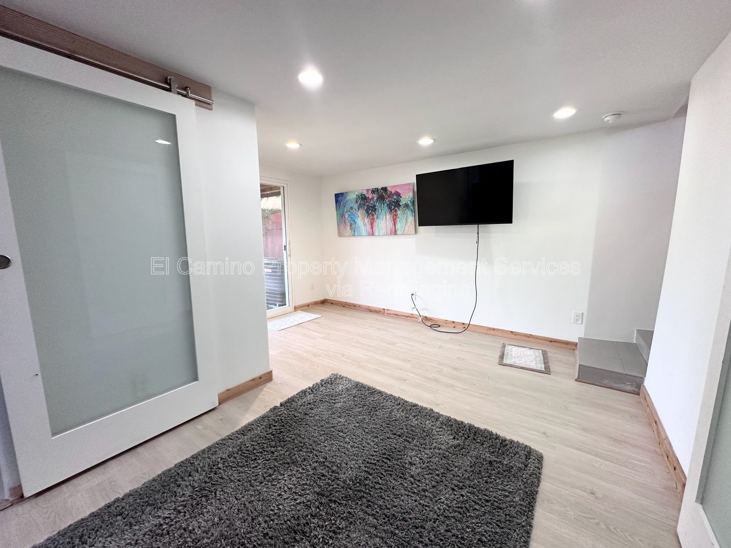 Gallery Image 16