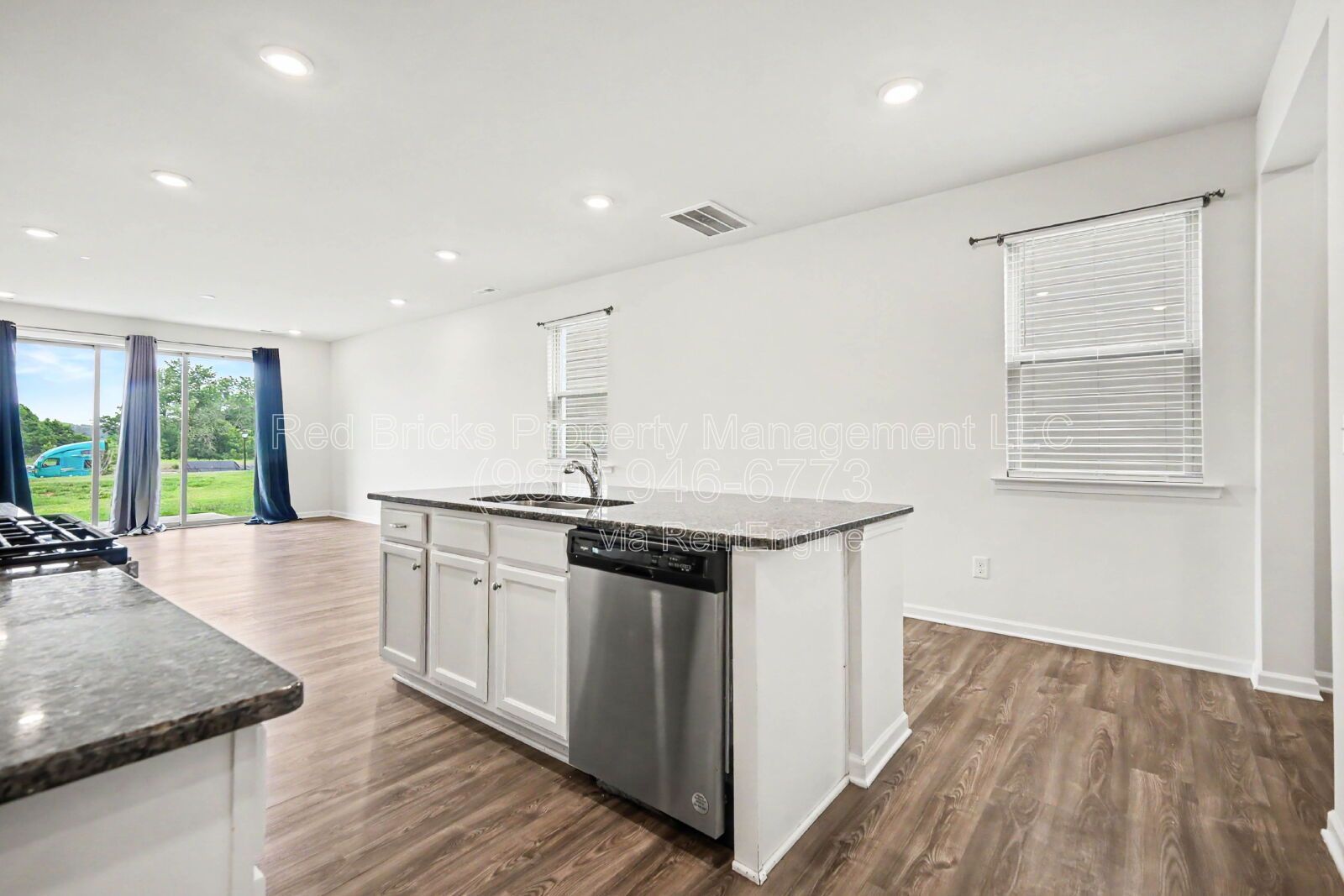 Gallery Image 15