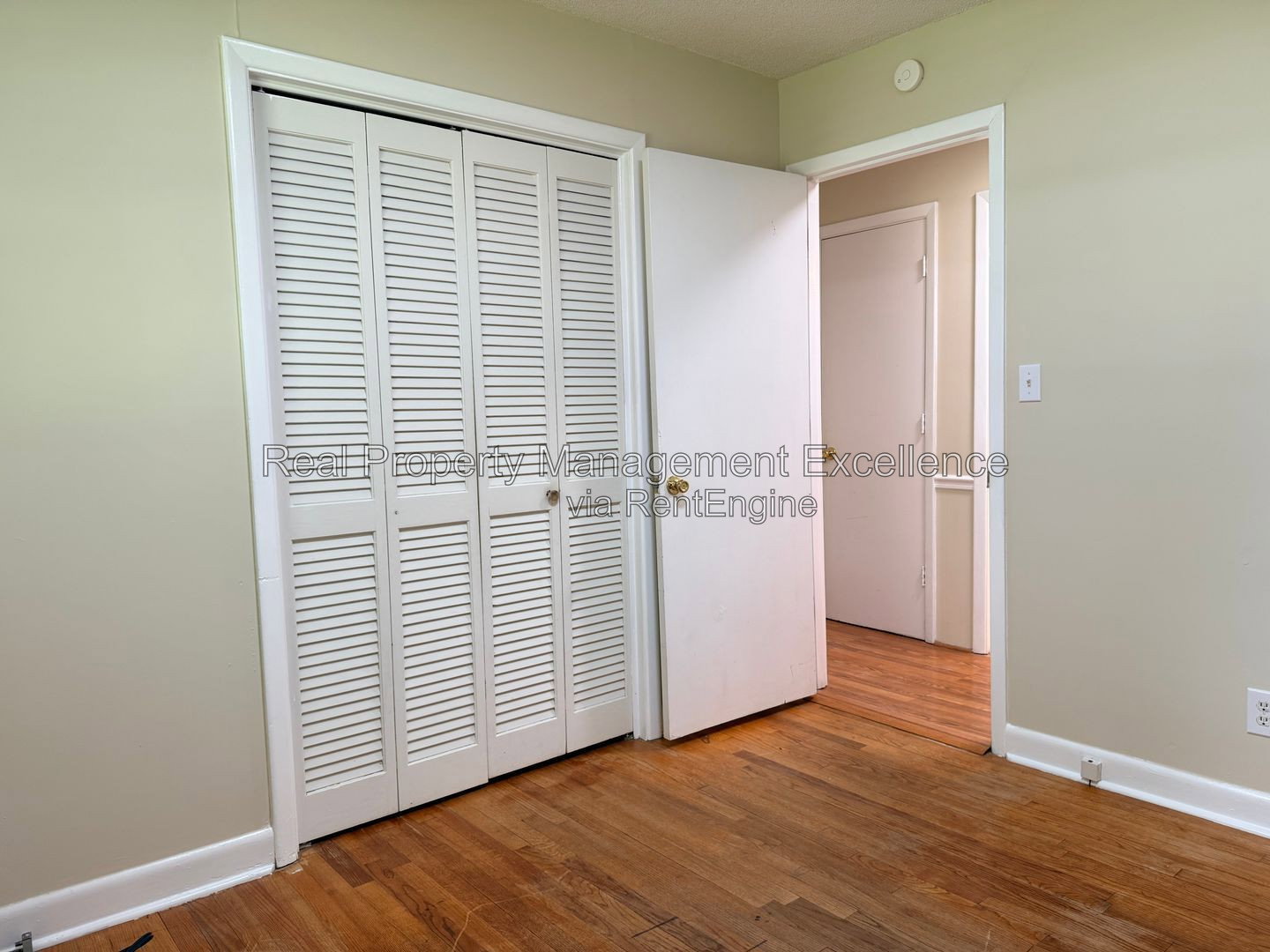 Gallery Image 17