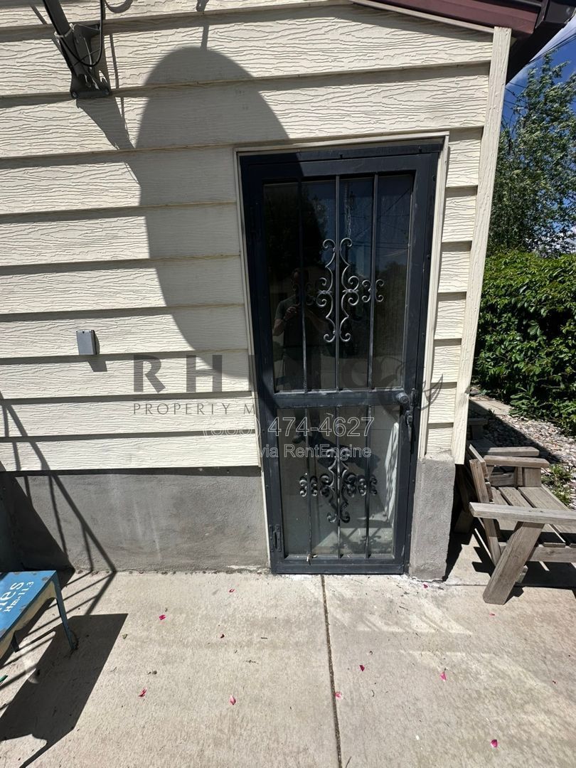 Gallery Image 14