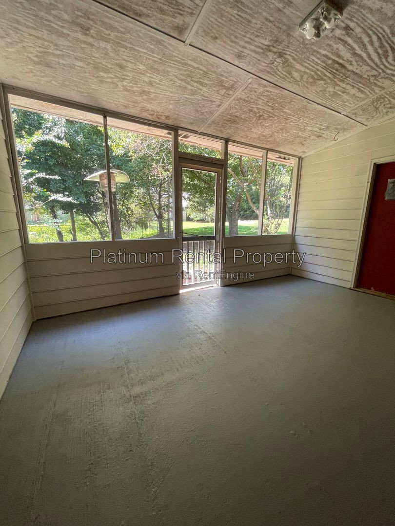 Gallery Image 18