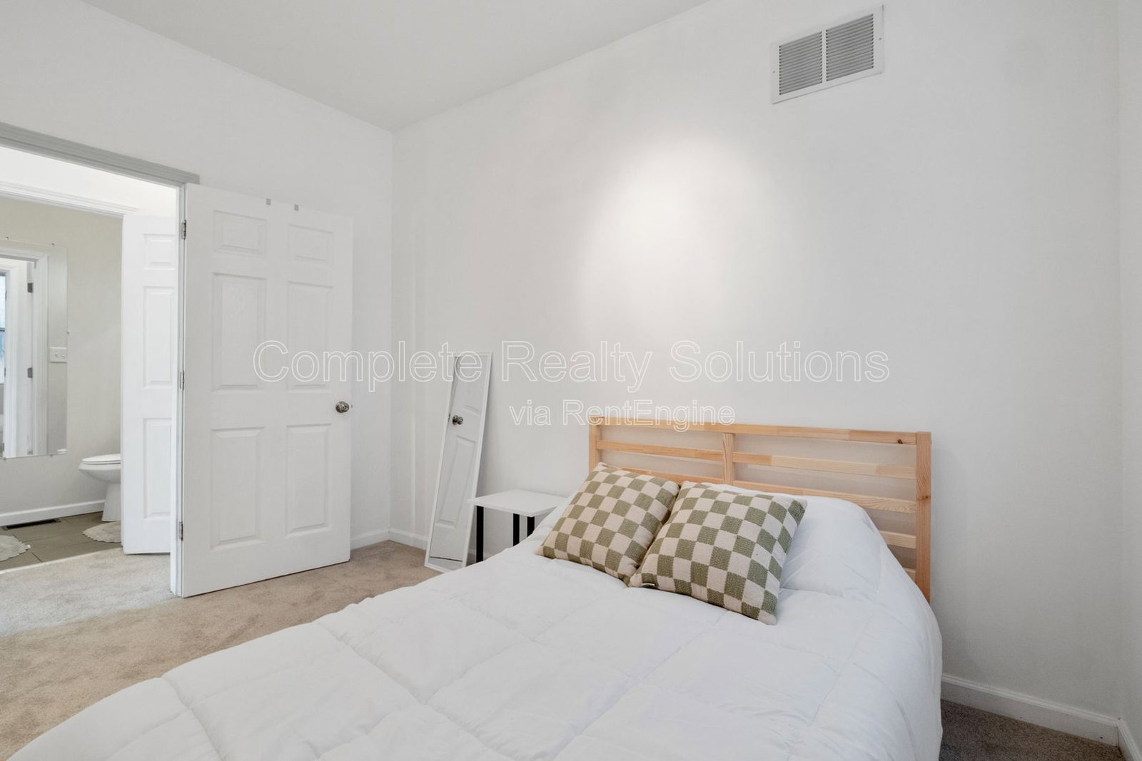 Gallery Image 18