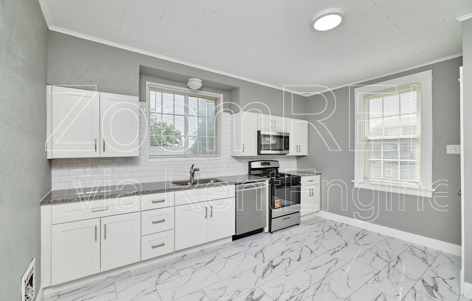 Gallery Image 18