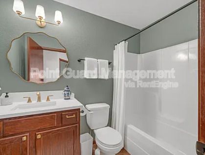 Gallery Image 16