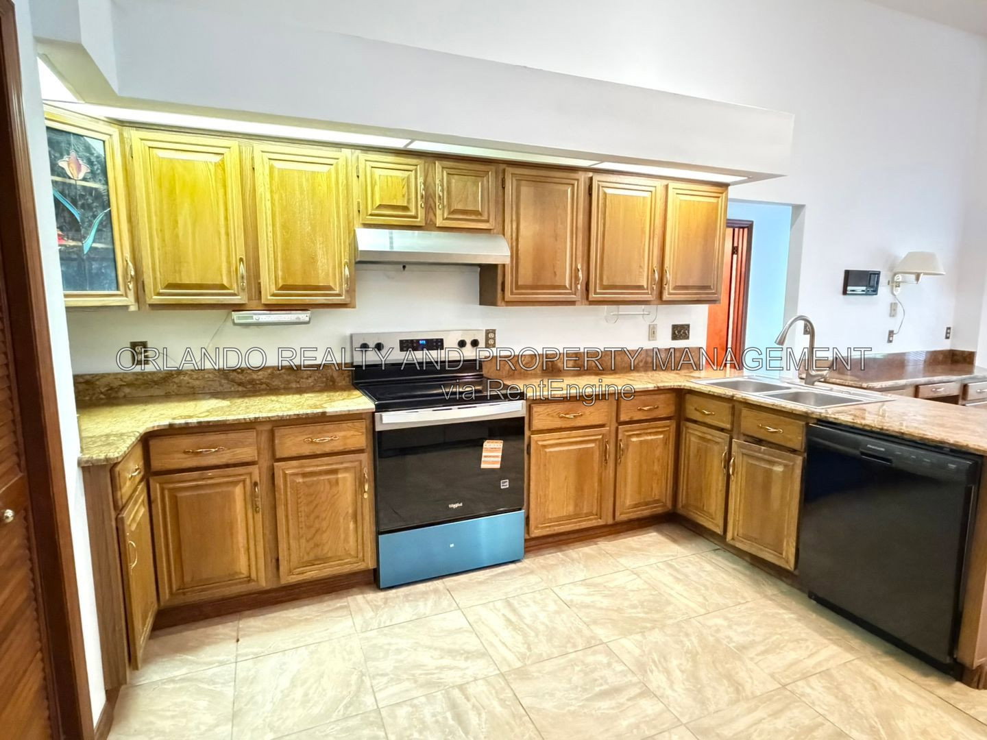 Gallery Image 13