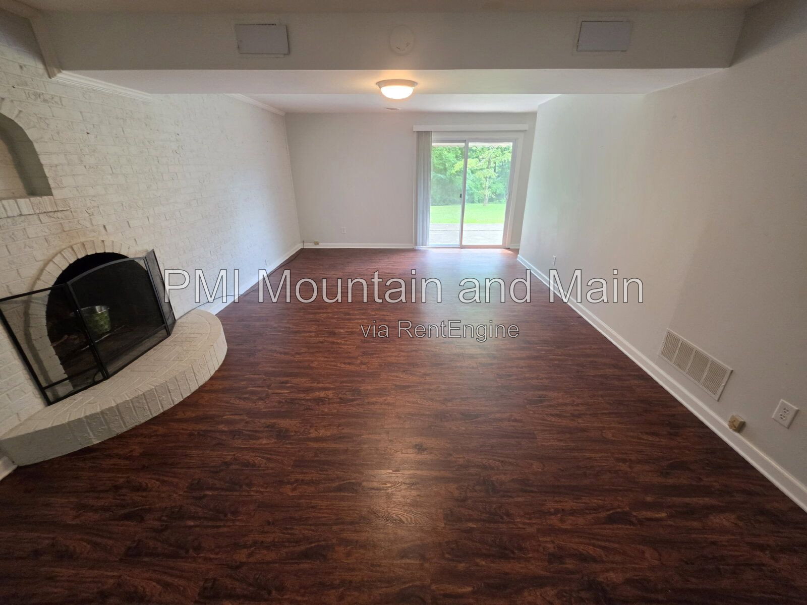 Gallery Image 44