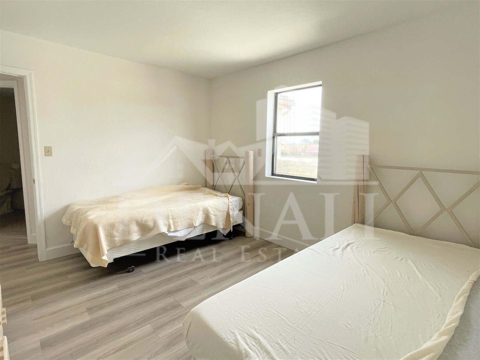 Gallery Image 26