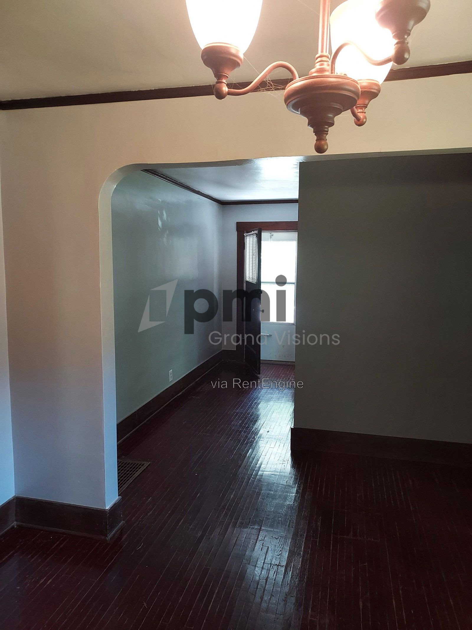 Gallery Image 16