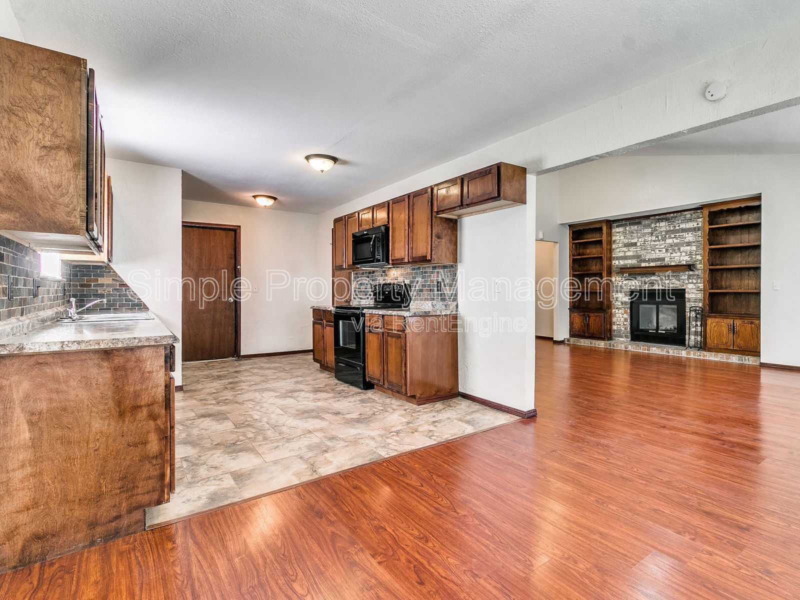 Gallery Image 13