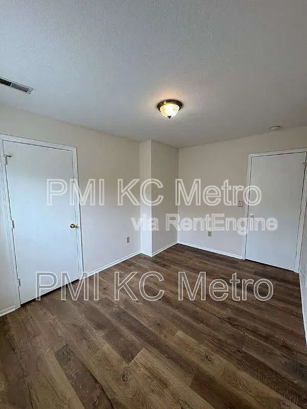 Gallery Image 22
