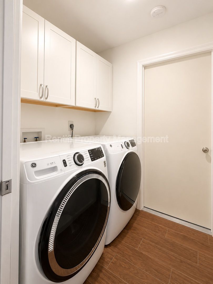 Gallery Image 17