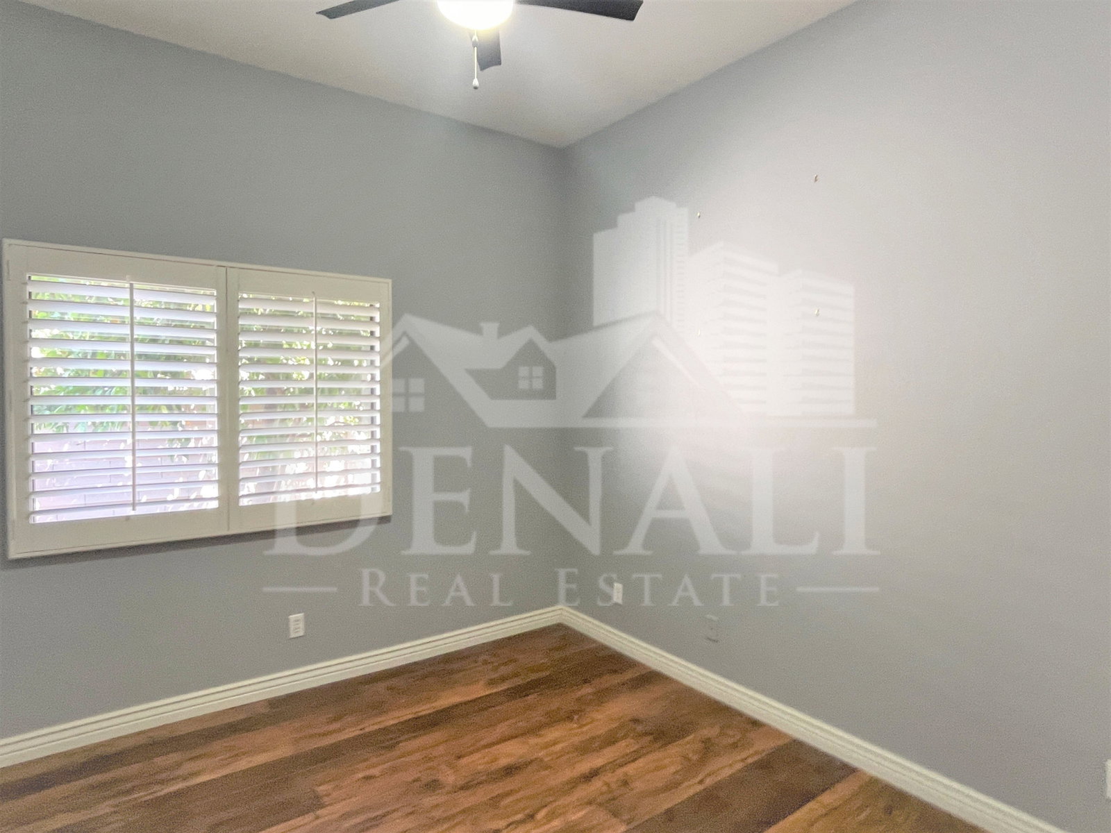 Gallery Image 17