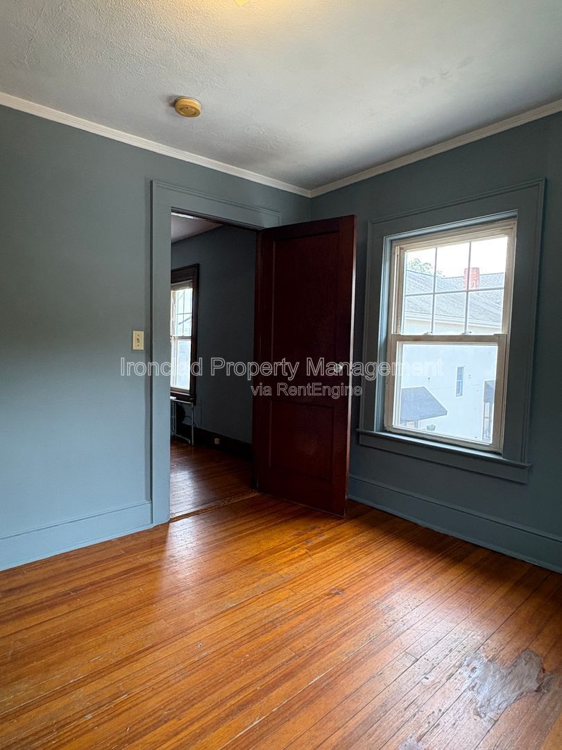 Gallery Image 17