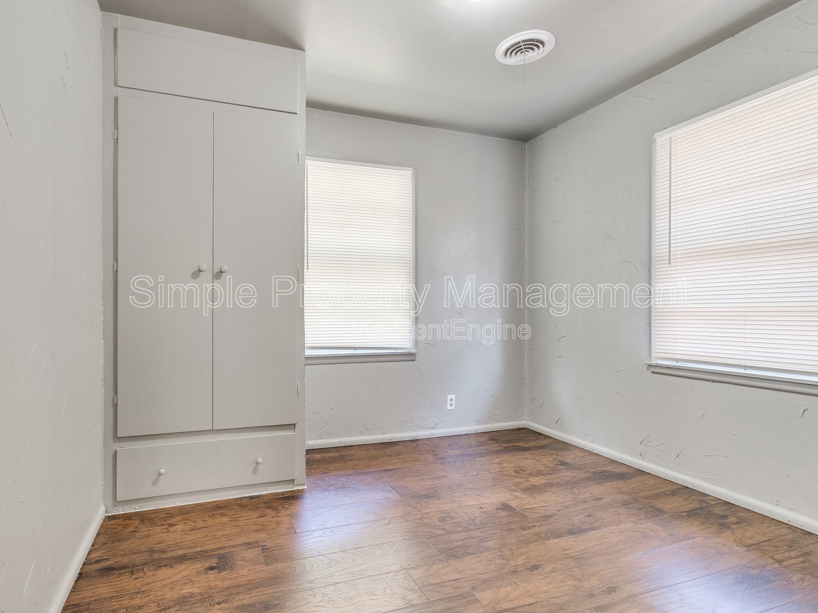 Gallery Image 15