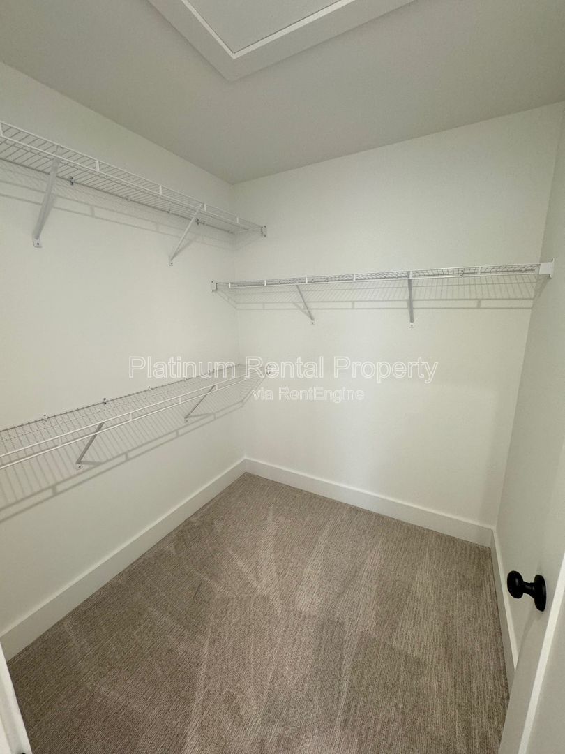 Gallery Image 30