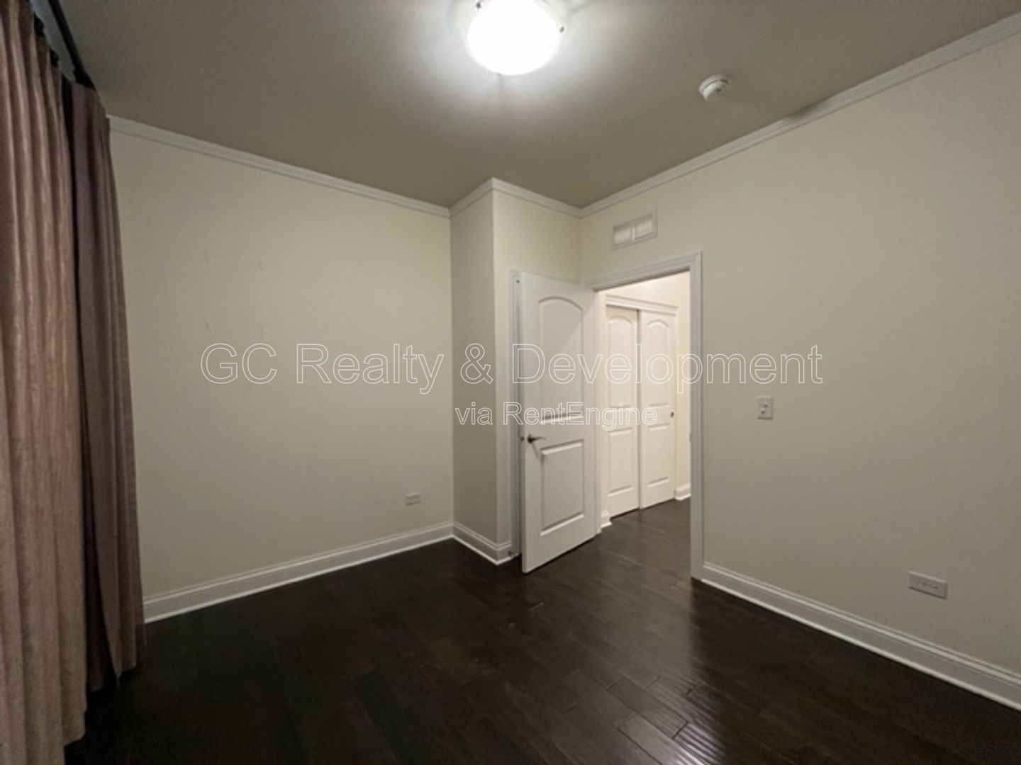 Gallery Image 17