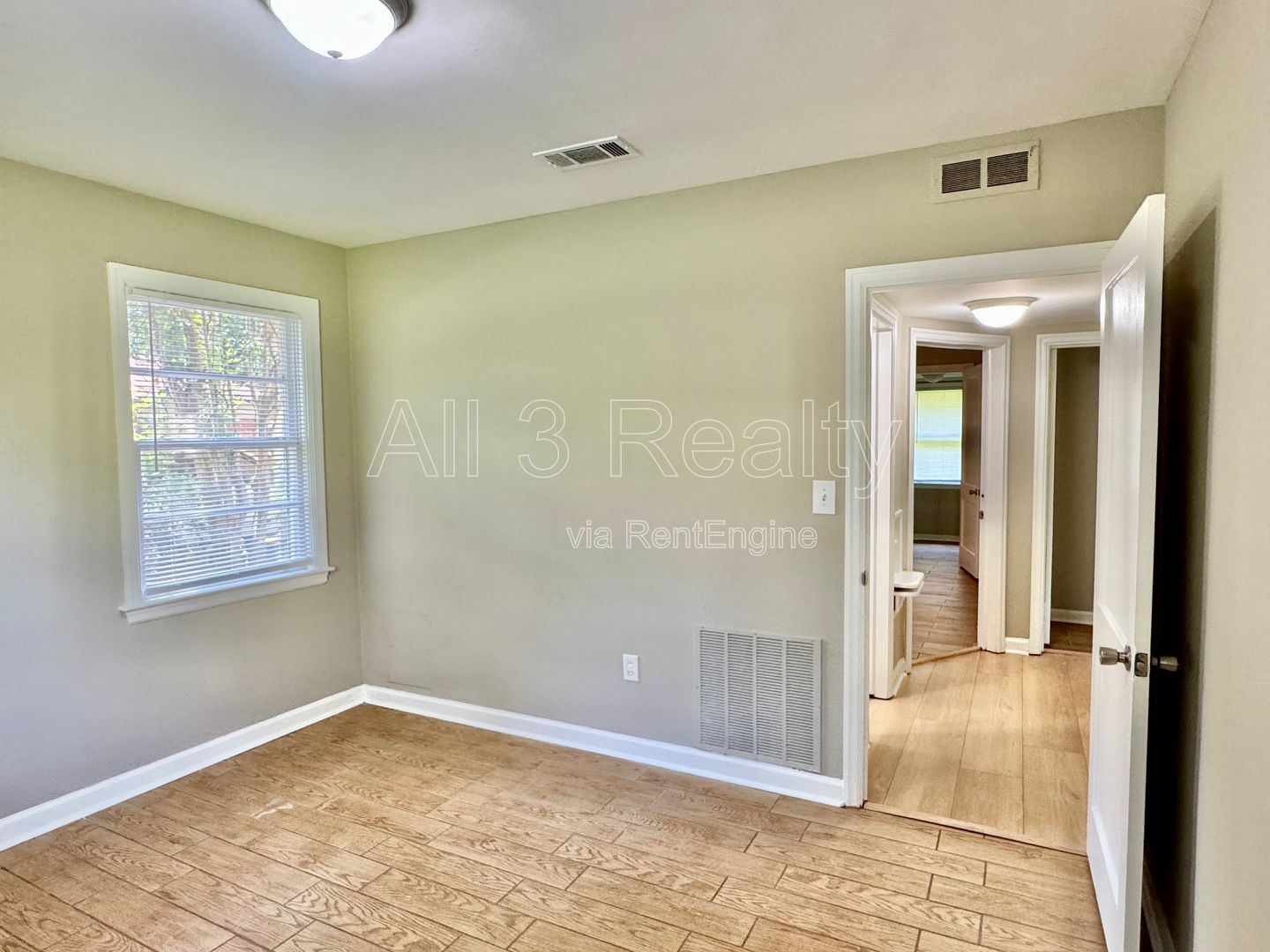 Gallery Image 33