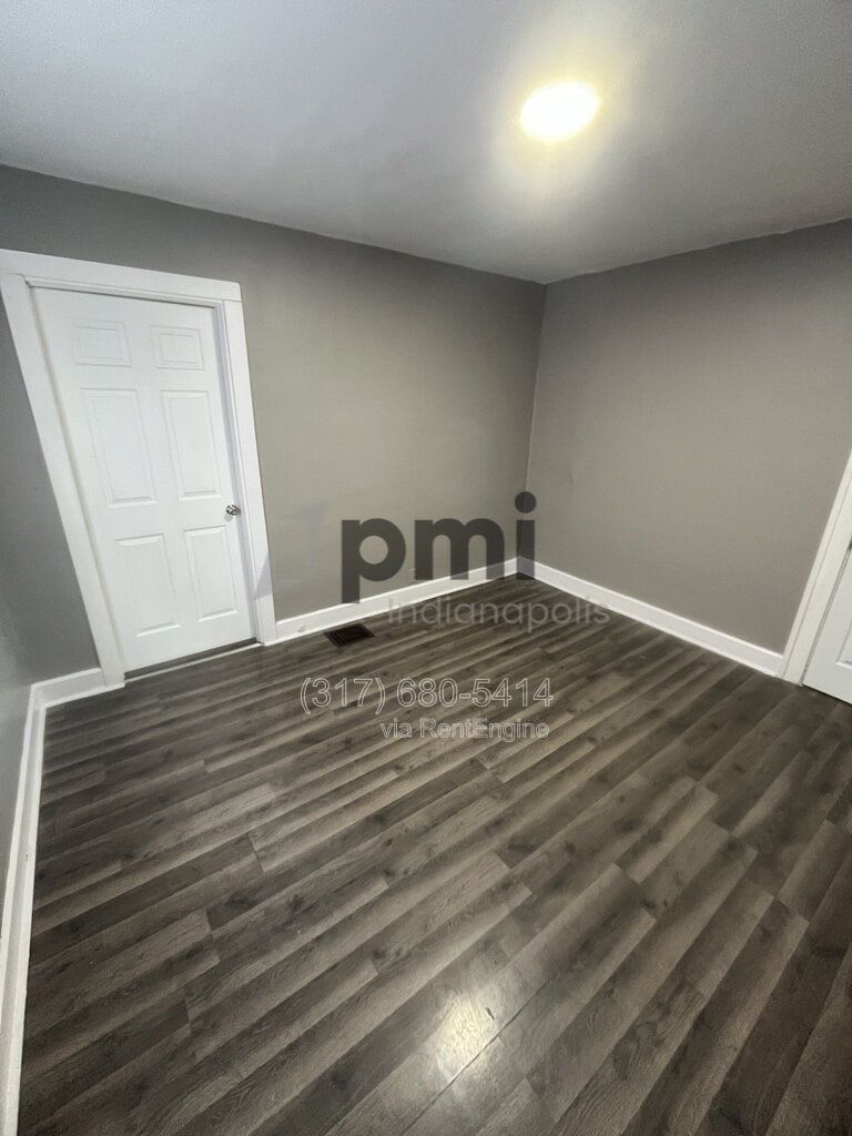 Gallery Image 19
