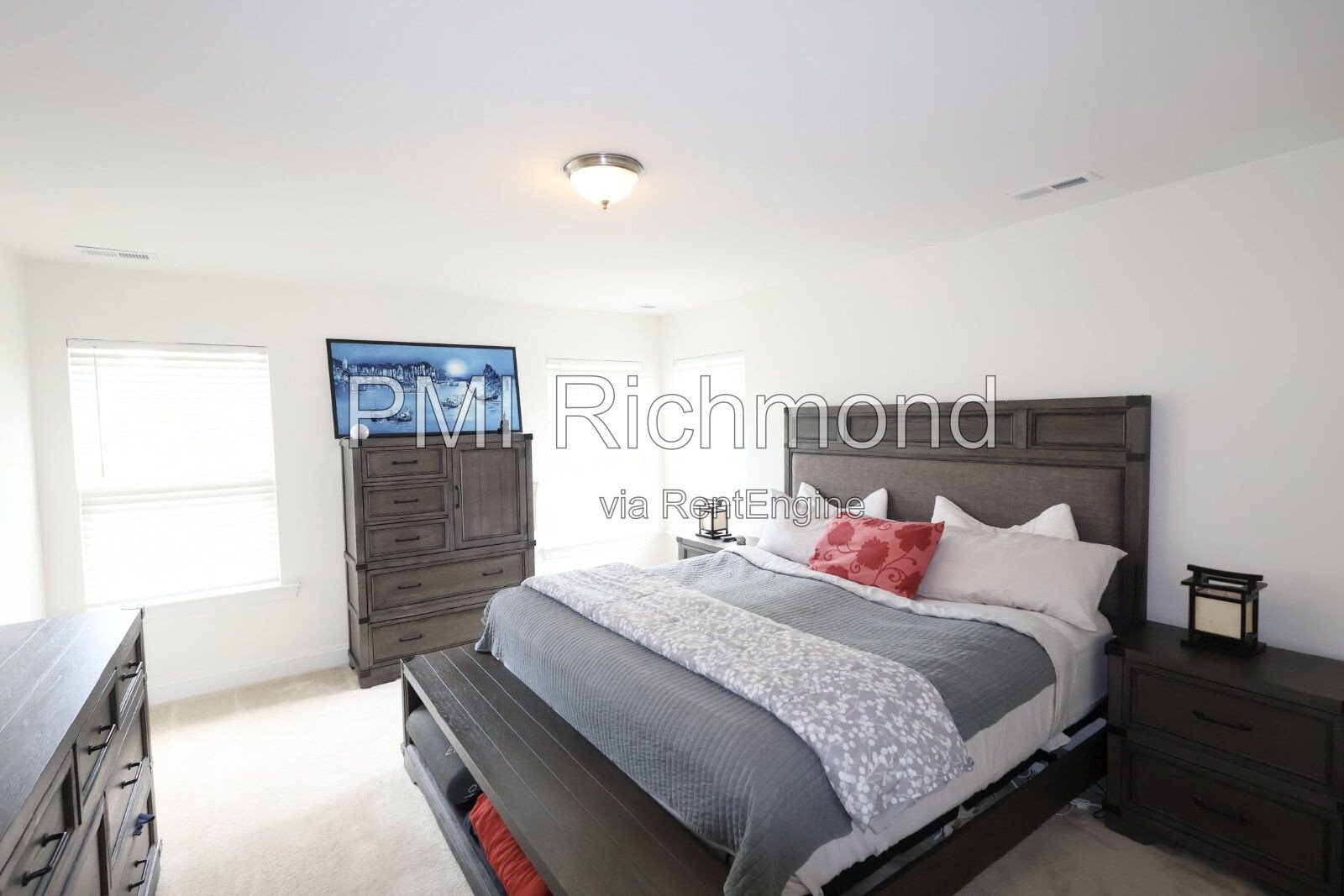 Gallery Image 37