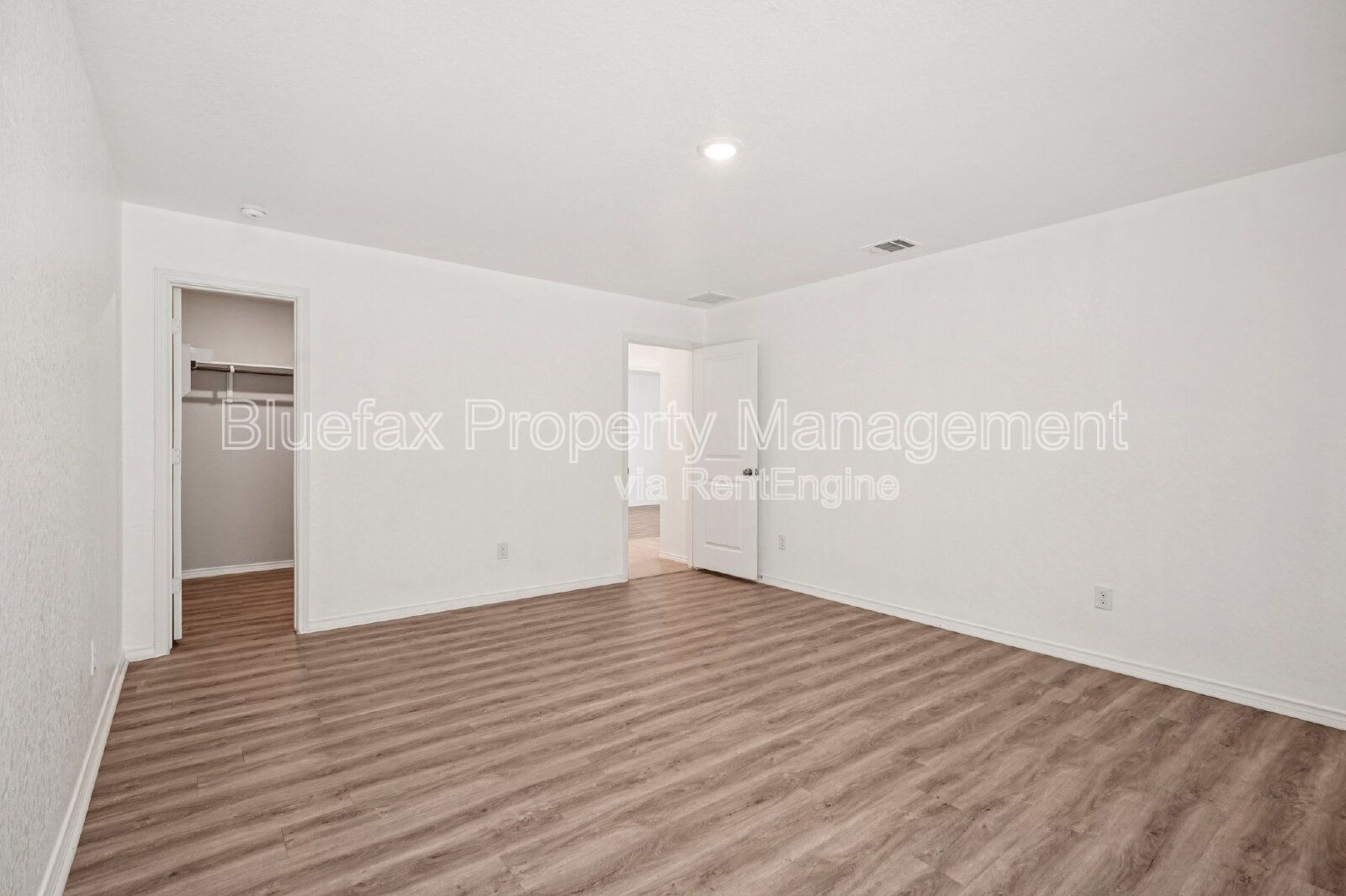 Gallery Image 19