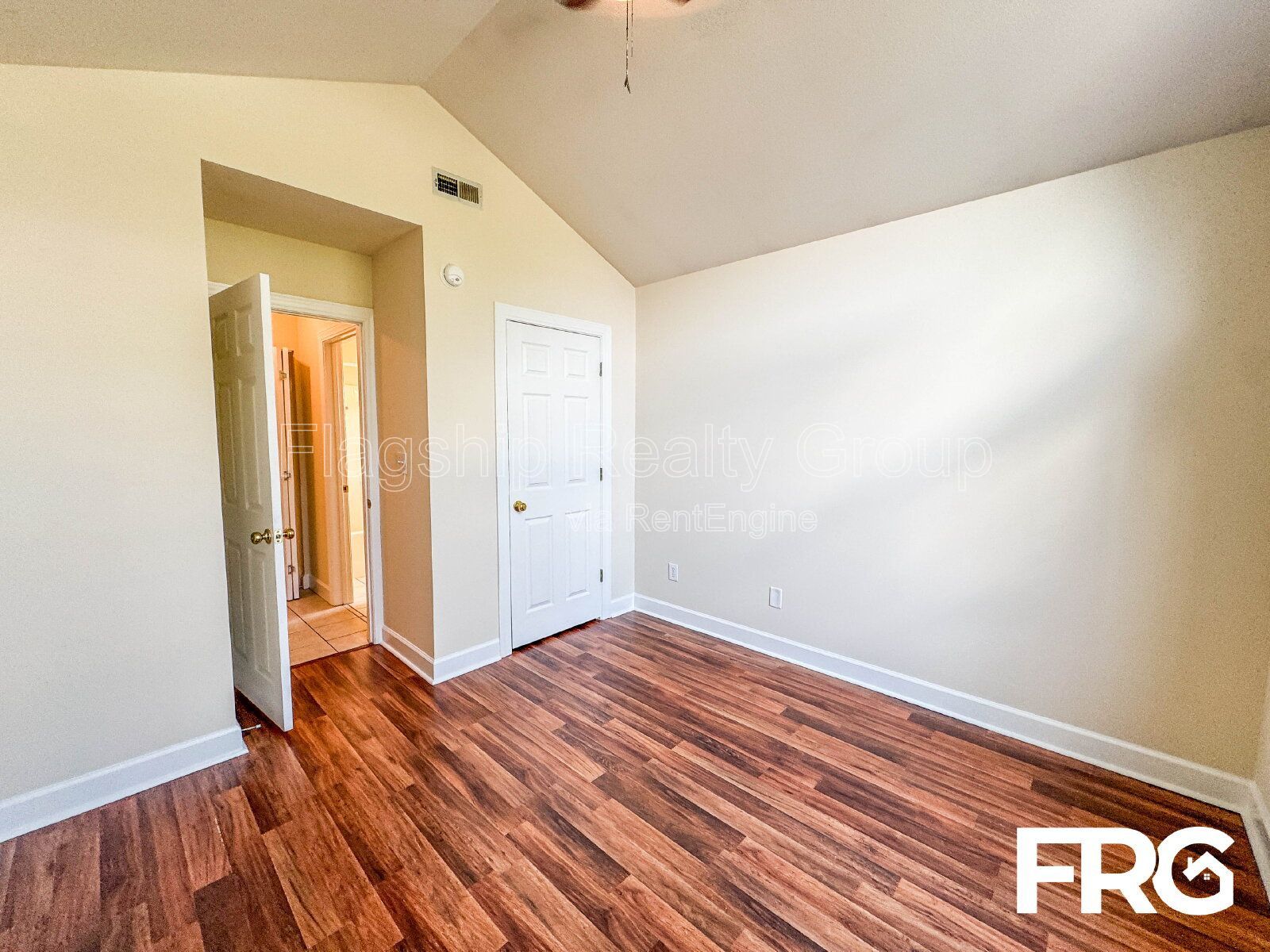 Gallery Image 17