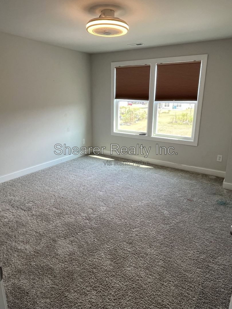 Gallery Image 22