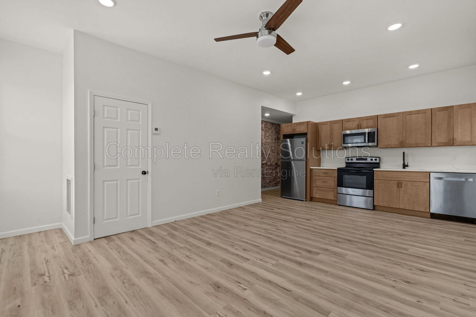 Gallery Image 0