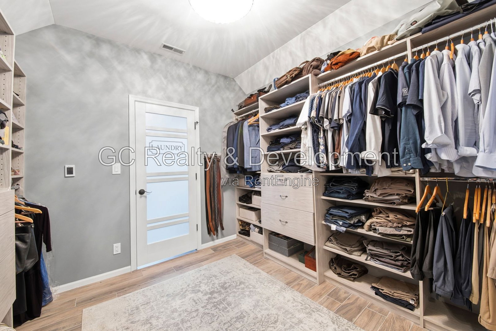 Gallery Image 13