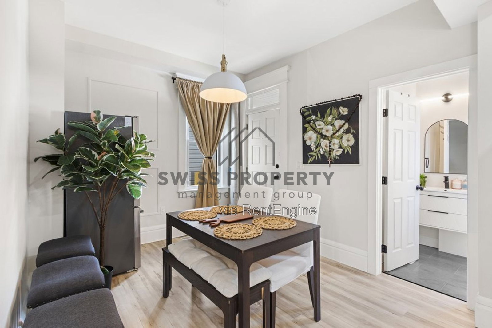 Gallery Image 16