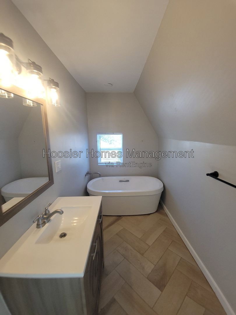 Gallery Image 14