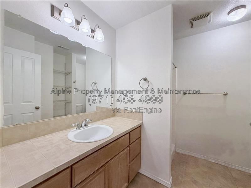 Gallery Image 27