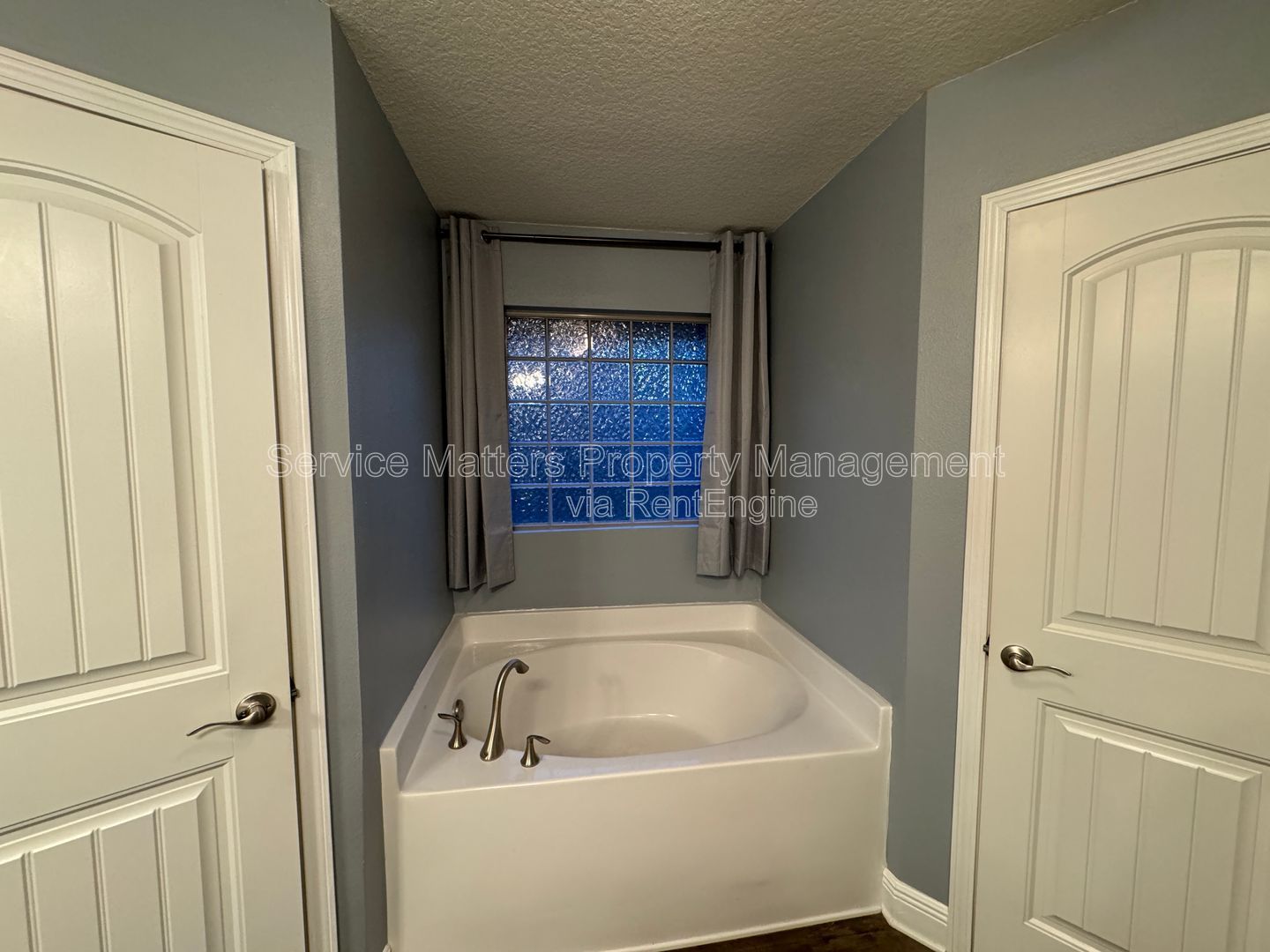 Gallery Image 20