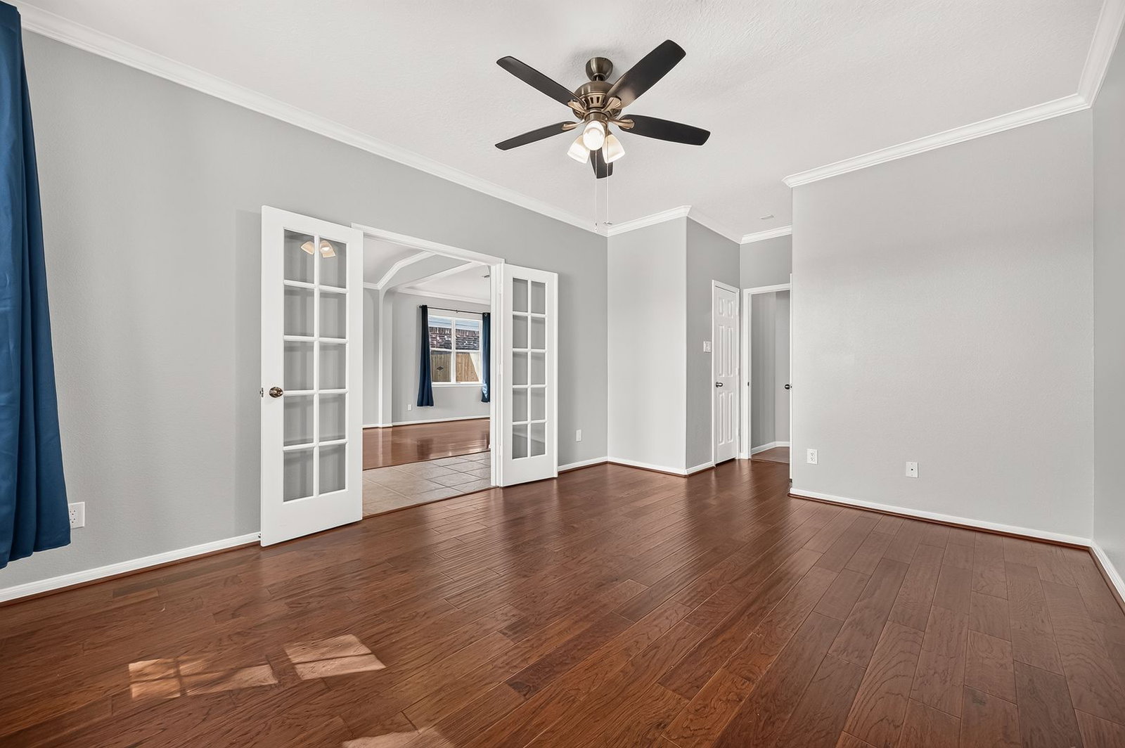 Gallery Image 13
