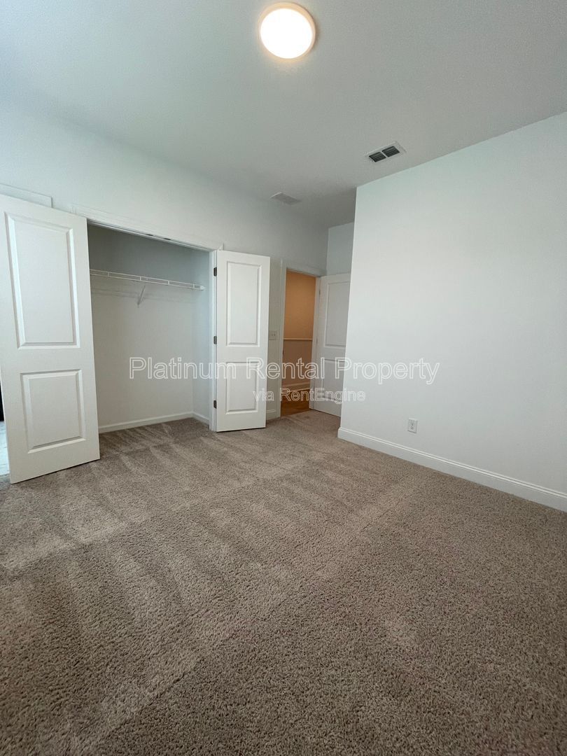 Gallery Image 18