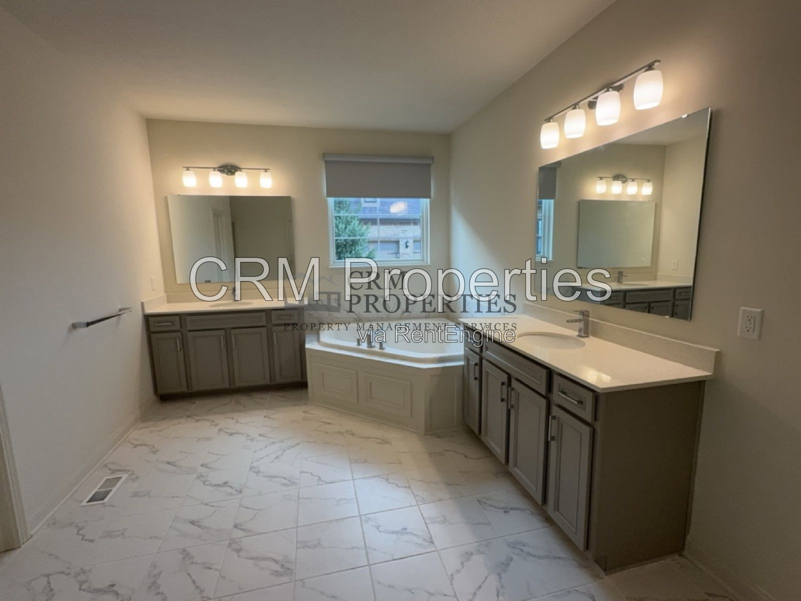 Gallery Image 18