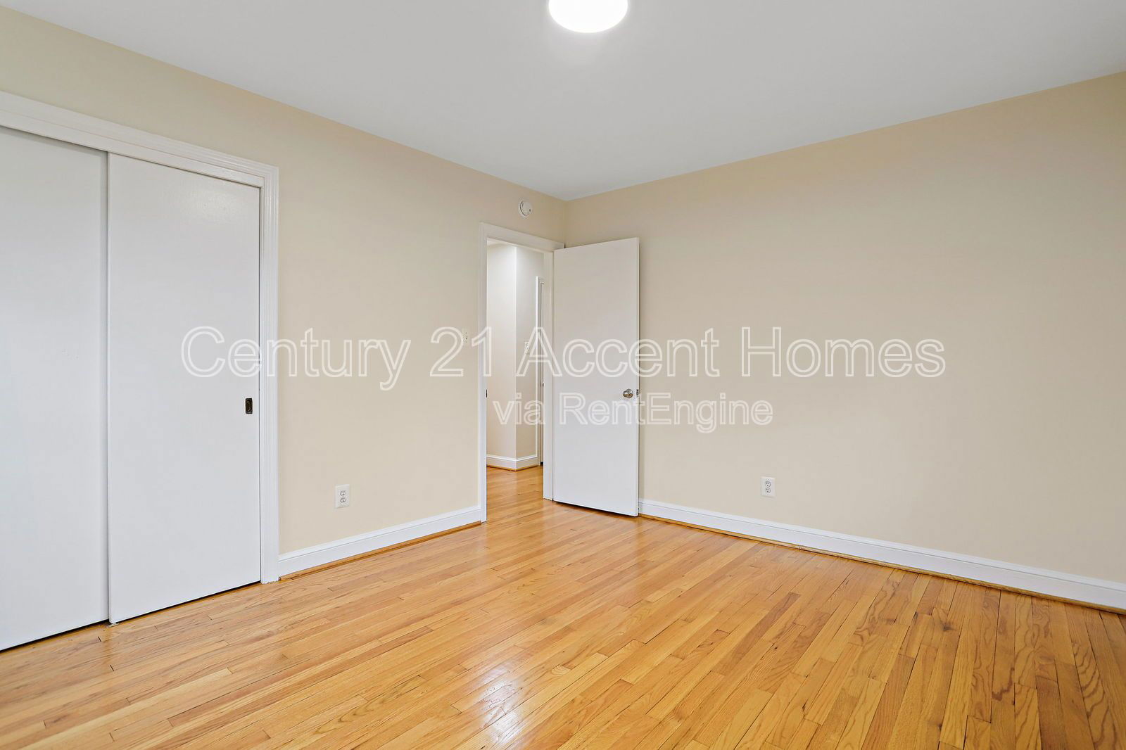 Gallery Image 36
